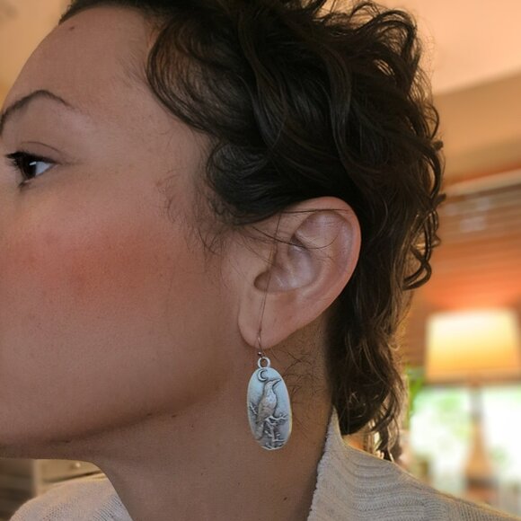 SILVER NIGHT RAVEN EARRINGS - Picture 3 of 6